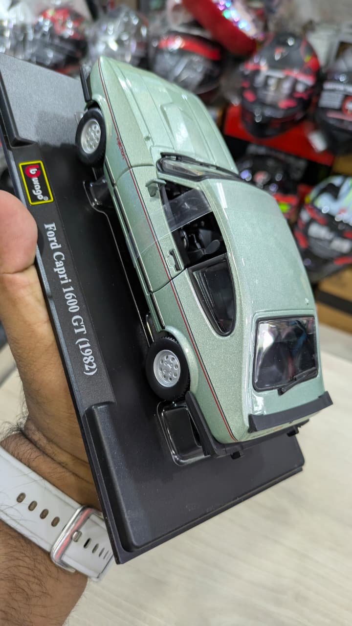 Bburago 1982 Ford capri 1600 Gt licensed Diecast model