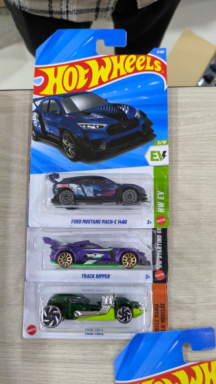 Hotwheels 2026 A case 3 pcs combo at mrp mustang mache