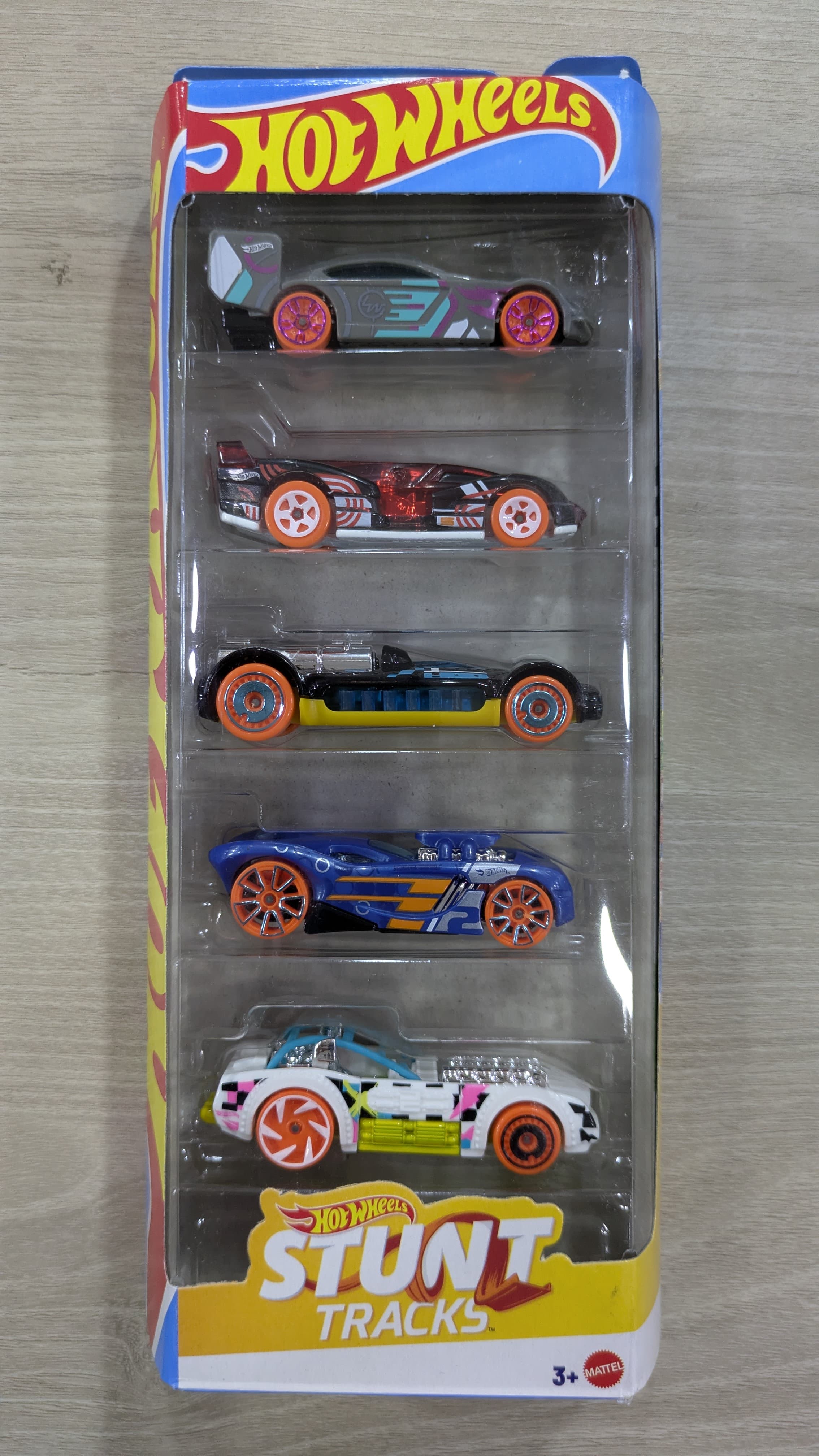 Hotwheels 5 pcs pack STUNT TRACKSS