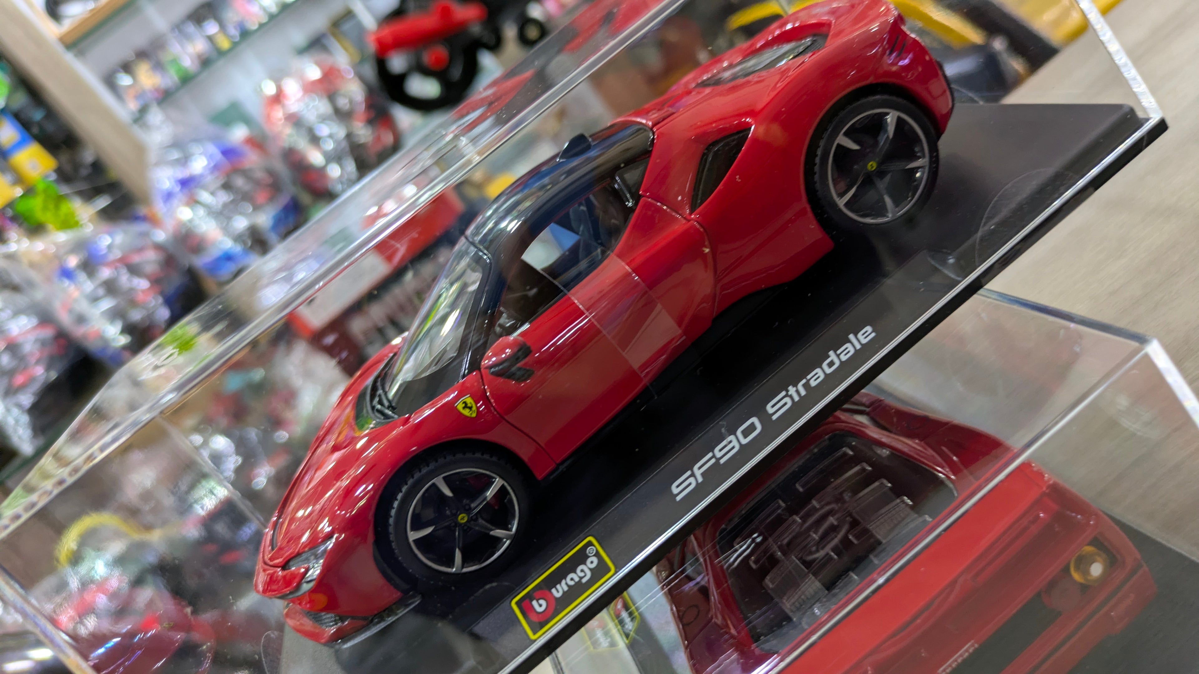 FERRARI SF90 1:24 LICENSED DIECAST MODEL BBURAGO
