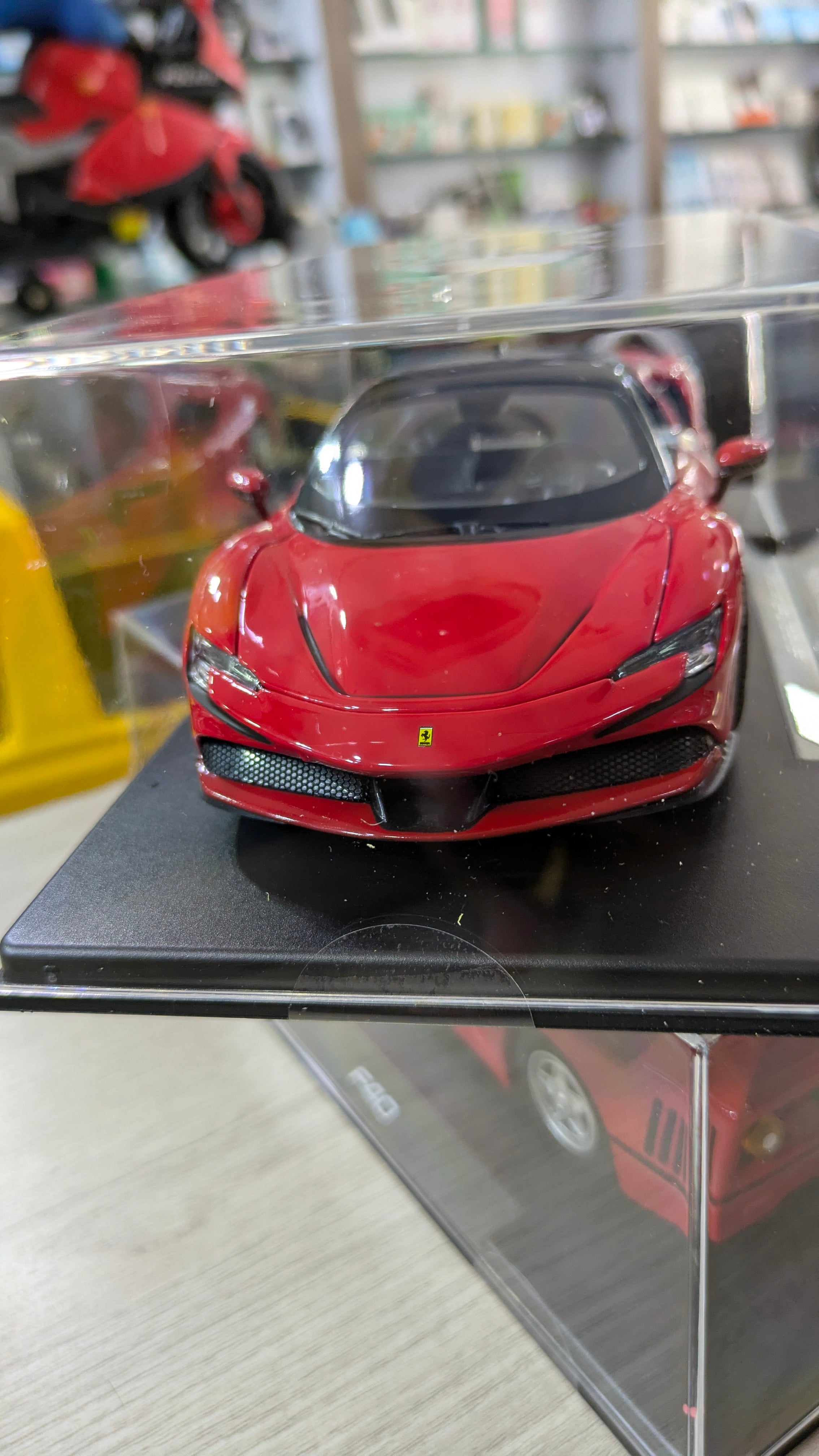 FERRARI SF90 1:24 LICENSED DIECAST MODEL BBURAGO
