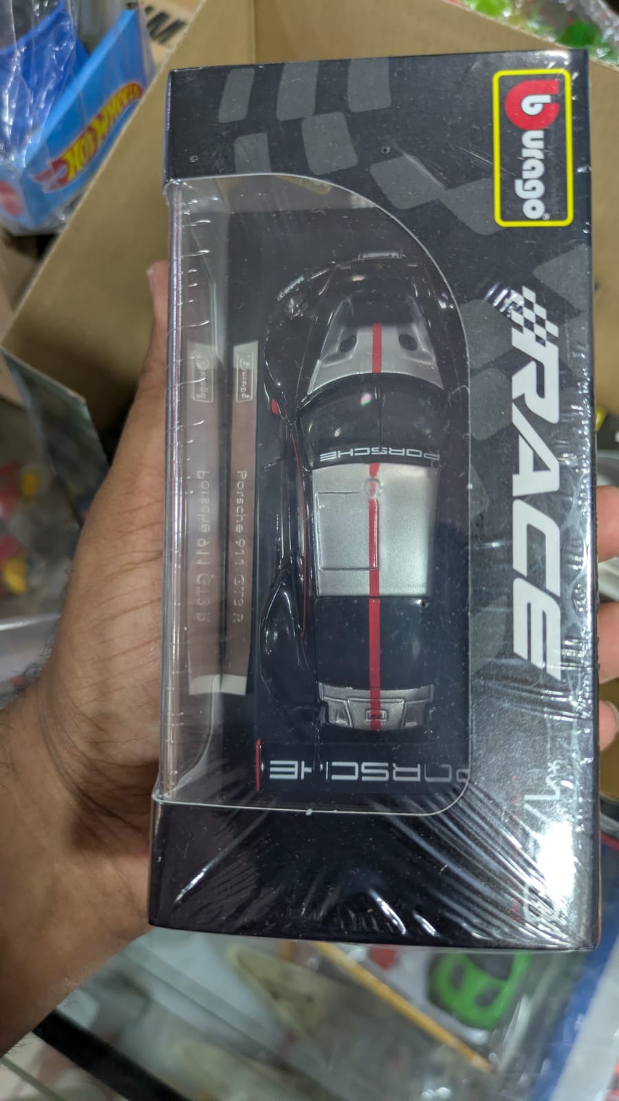 1:43 bburago Porsche 911 GT3  R Diecast car