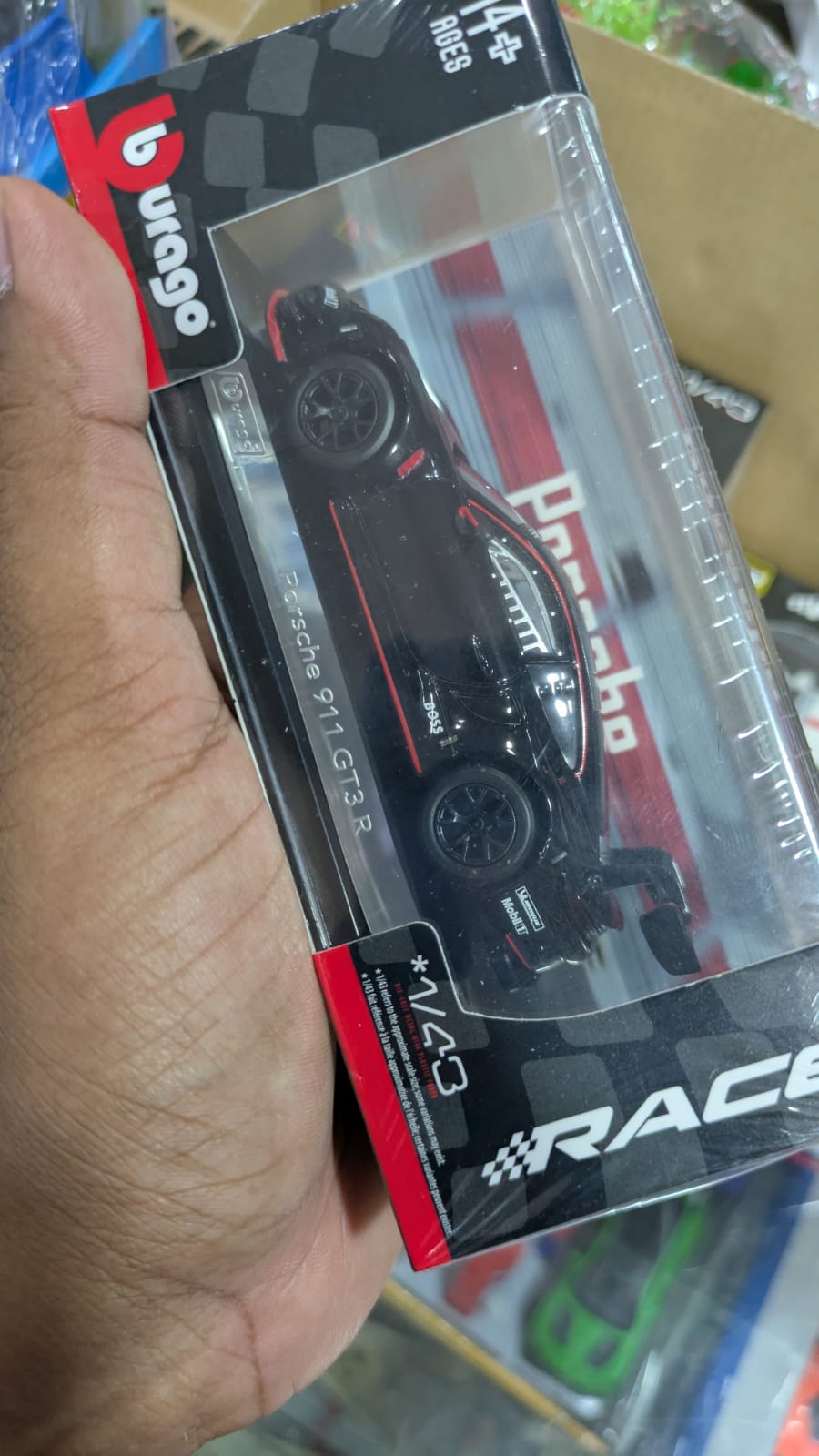 1:43 bburago Porsche 911 GT3  R Diecast car