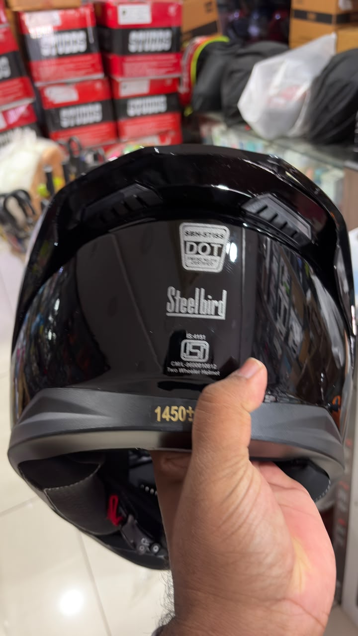 Steelbird Fighter Sbh 57 glossy black