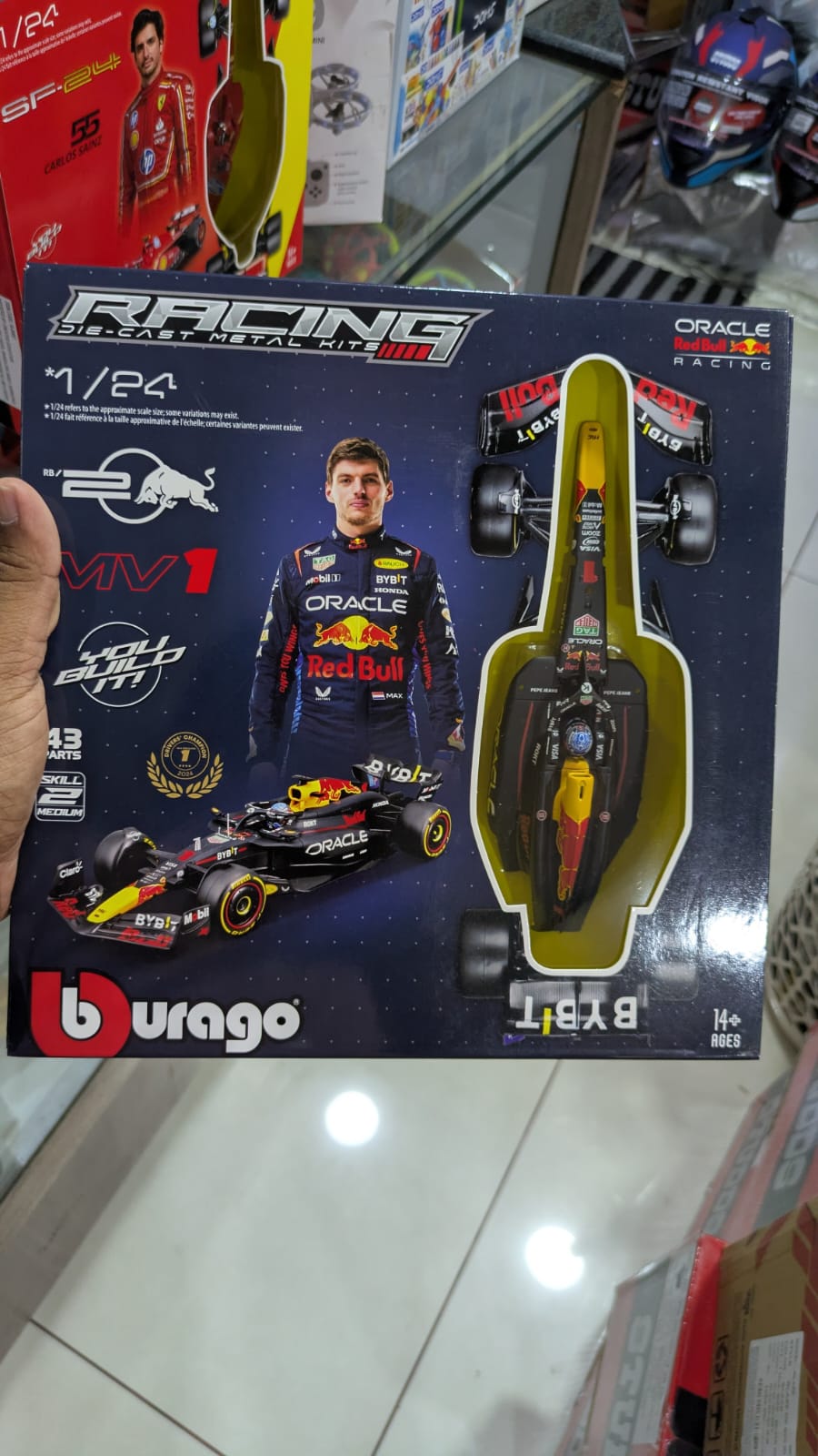 1:24 BBURAGO ORACLE REDBULL RACING RB20 Model kits(43 parts)