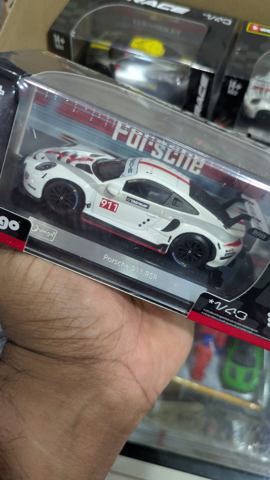 1:43 bburago Porsche 911 RSR-white Diecast car