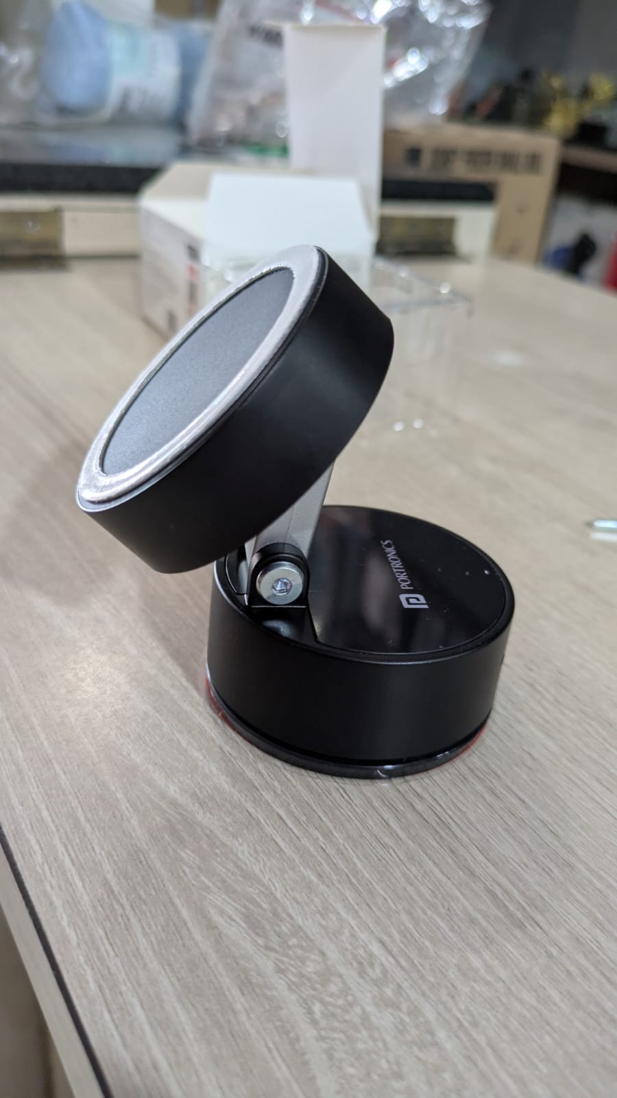 Portronics Hold X Magnetic Mobile Holder