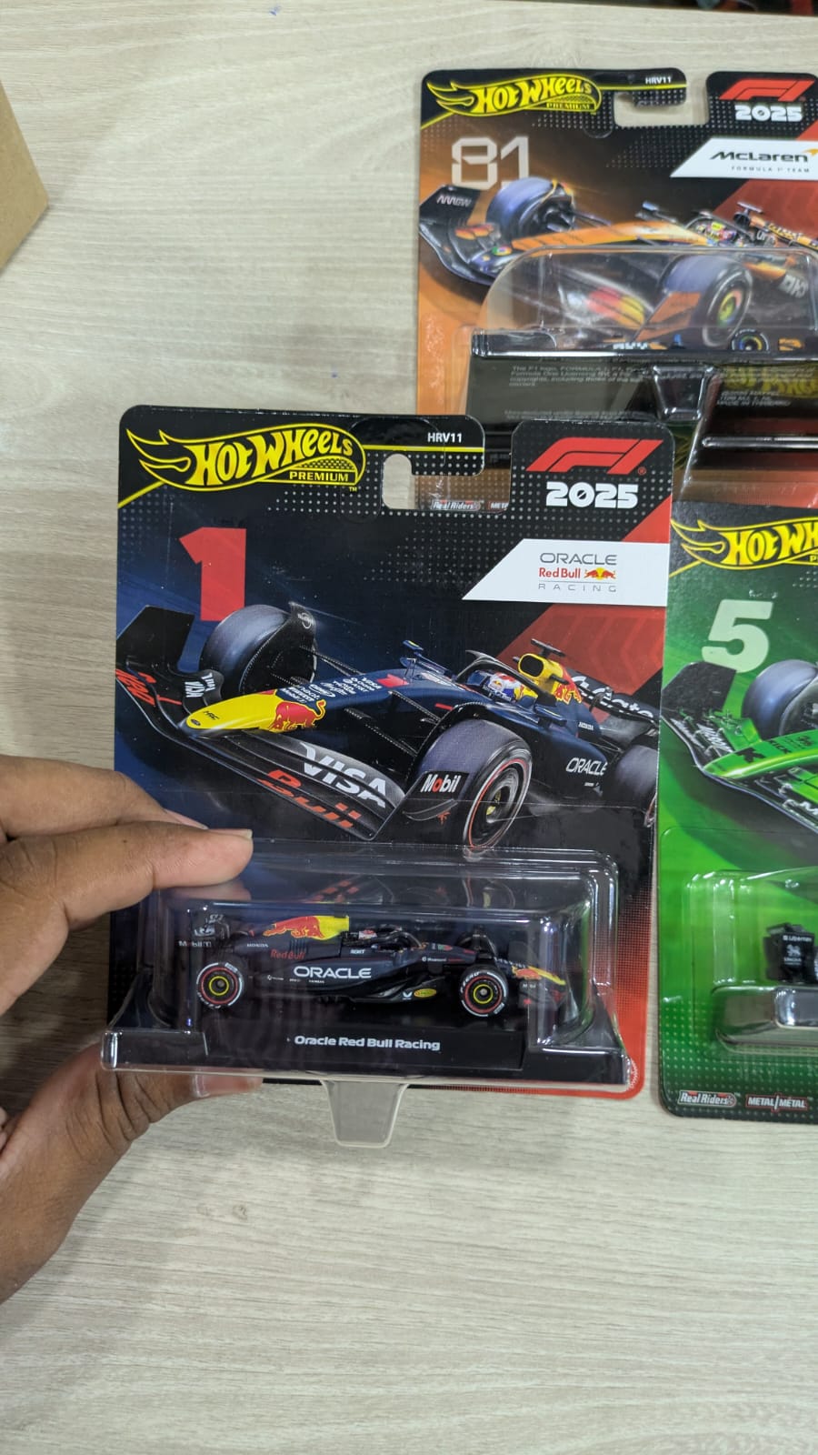 Hotwheels F1 premium 3 pcs set mrp 799*3