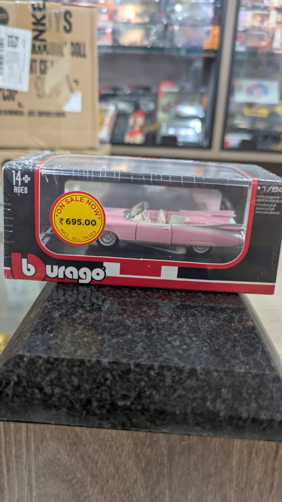 1:64 bburago 1959 CADILLAC ELDORADO BIARRITZ DIECAST CAR