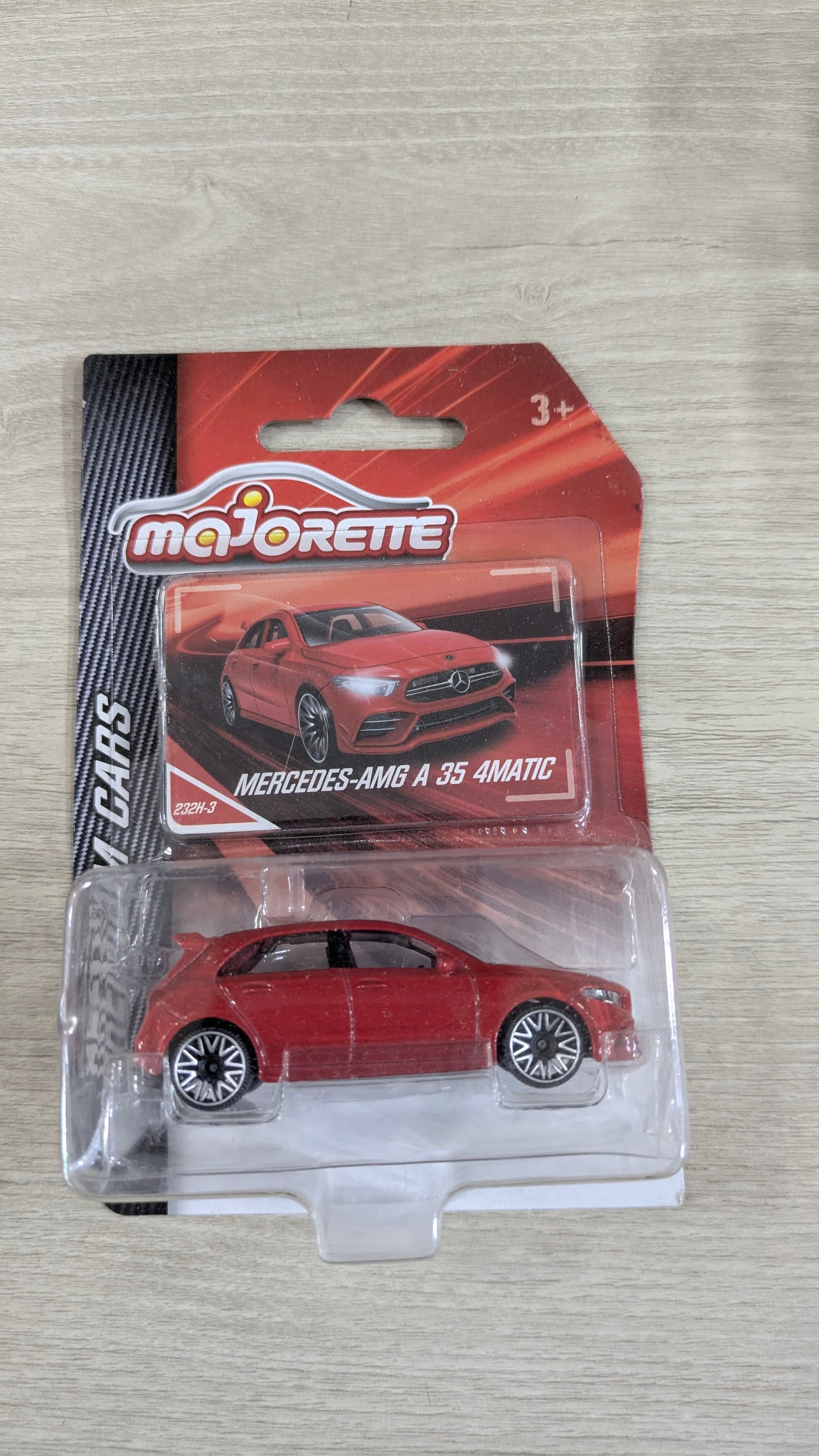 Majorette premium cars -MERCEDES-AMG A 35 4MATIC 1:64