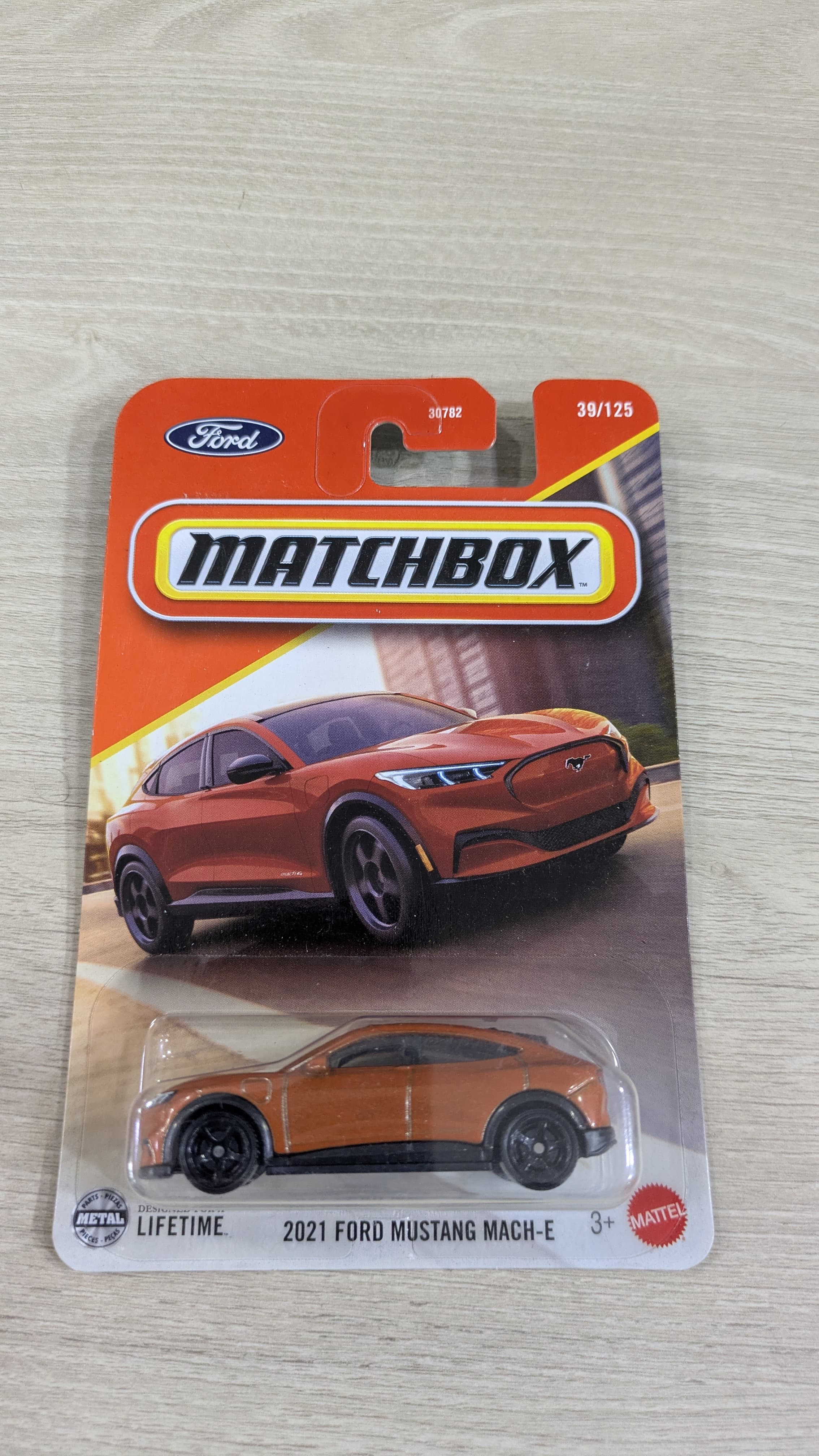 Matchbox 2021 FORD MUSTANG MACH-E -2025 Mrp
