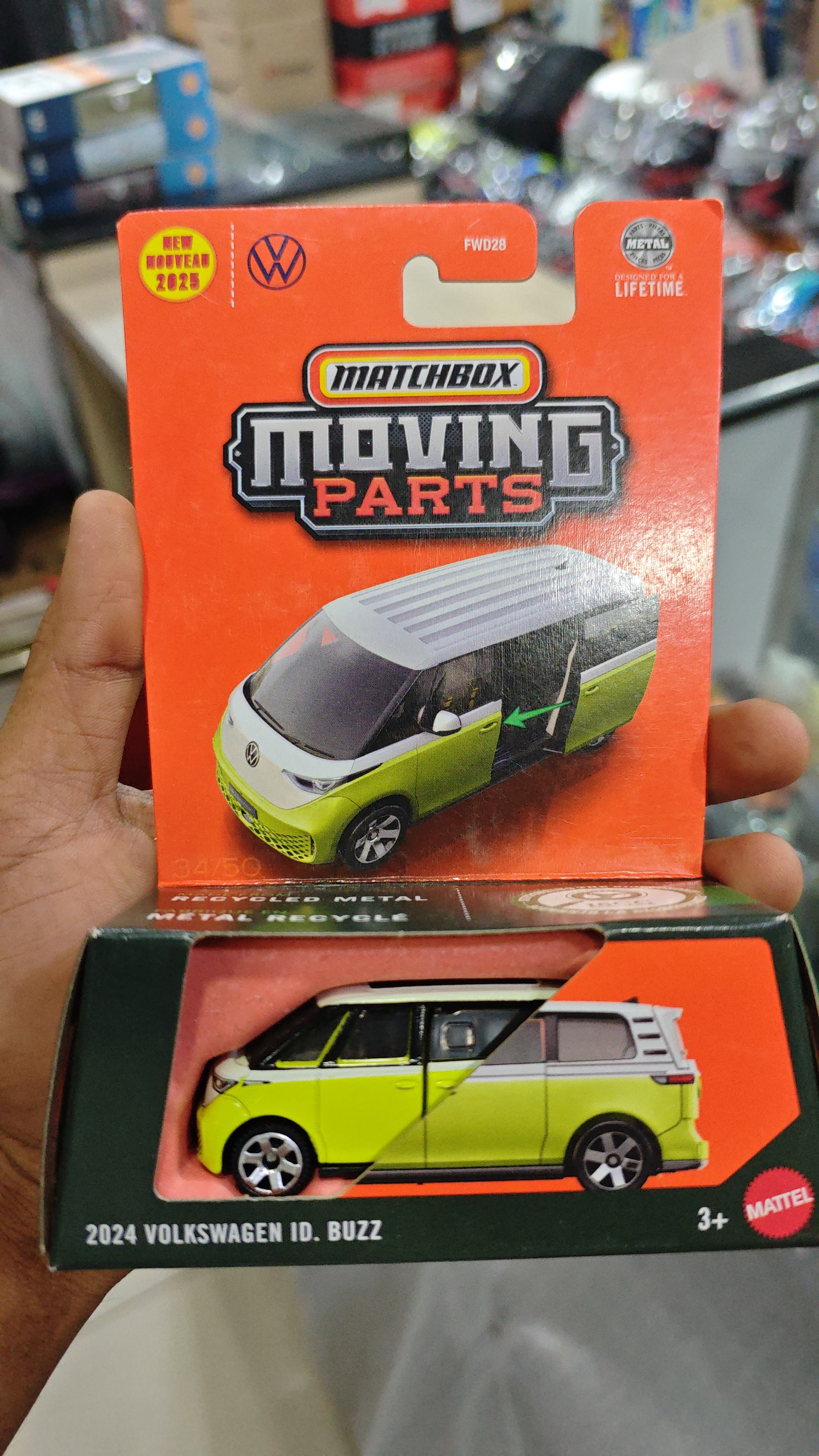 Matchbox moving parts -2024 VOLKSWAGEN ID BUZZ