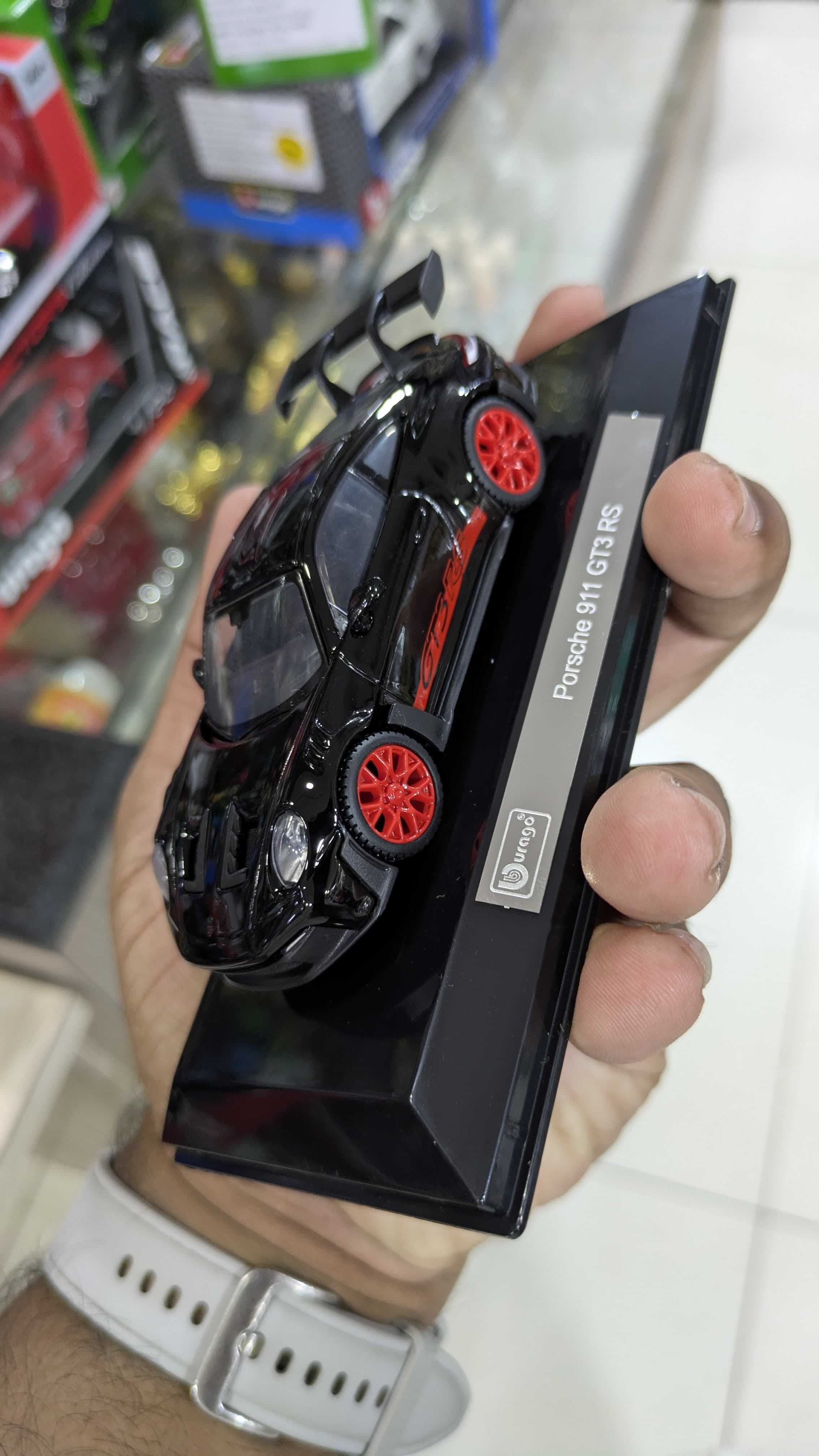 Bburago Porsche 911 gt3 rs 1:43 scale licensed Diecast car