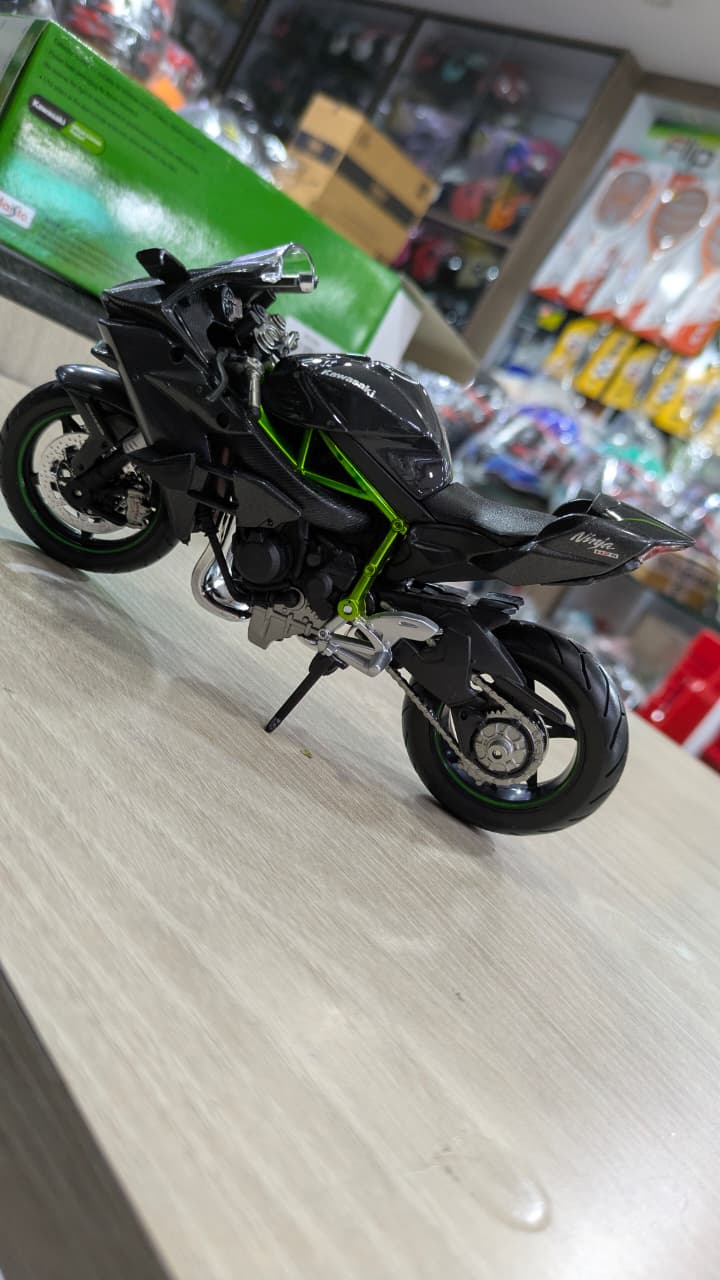 Maisto 1:12 Kawasaki Ninja h2r licensed Diecast model bike
