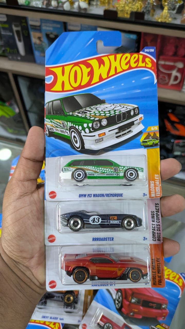 Hotwheels q case 2025 BMW m3 wagon combo