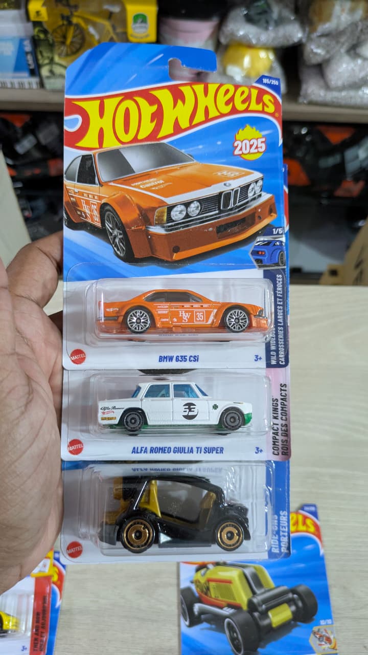 Hotwheels q case 2025 bmw lotus combo