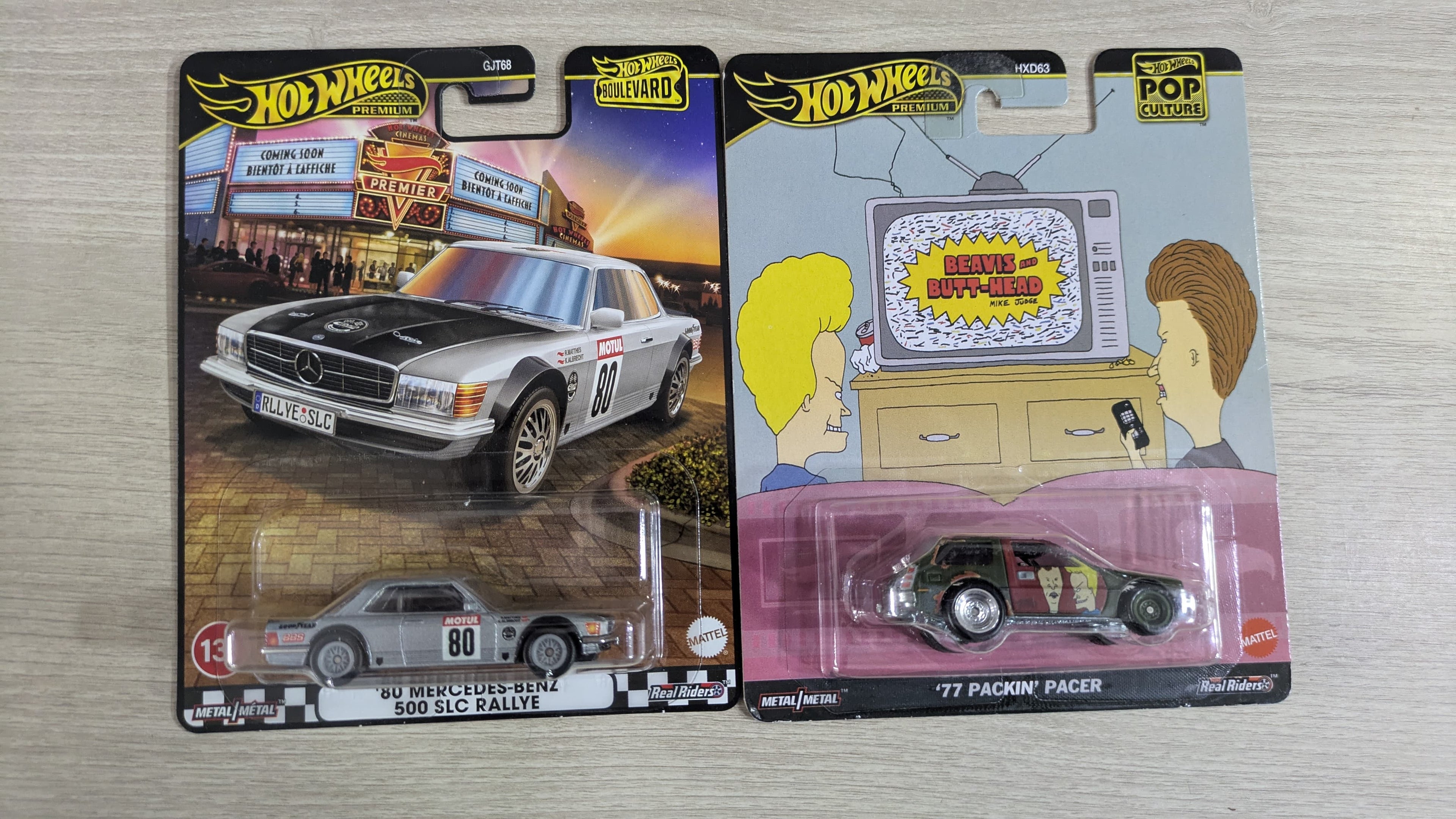 Hotwheels premium combo Benz and packin pacer