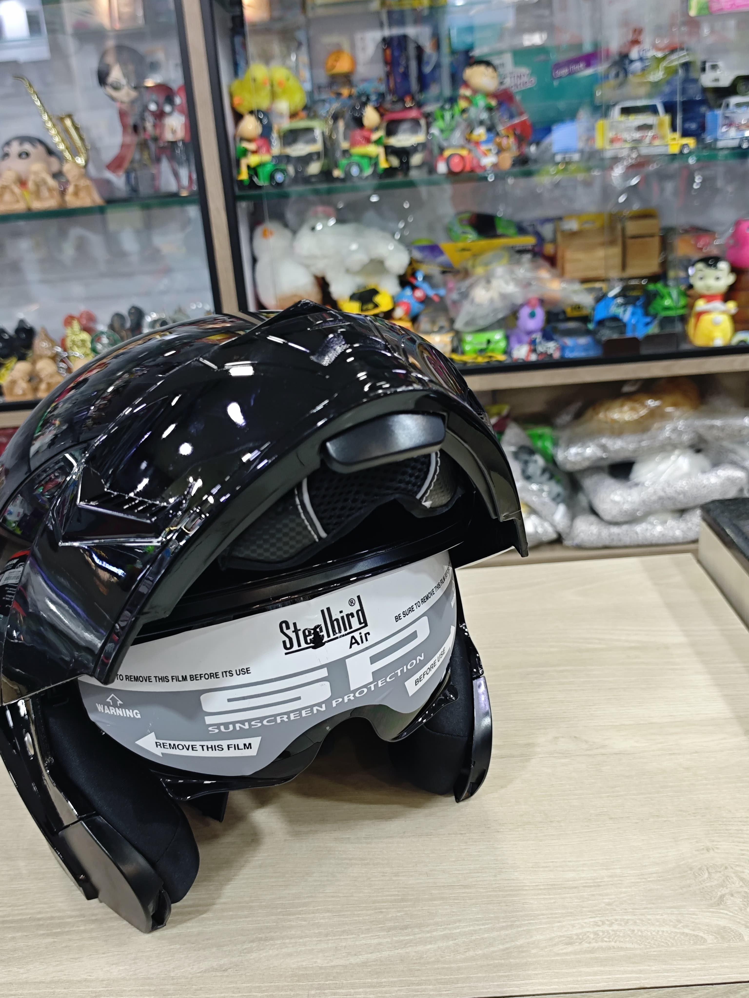 Steelbird SBA-20 glossy Black Modular Helmet(with free smoke visor )