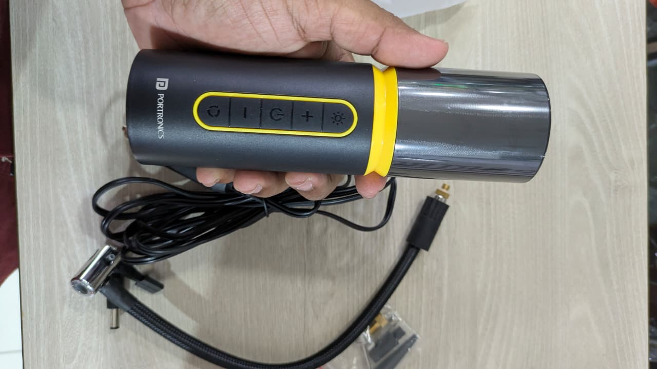 Portable tyre inflator vayu 5.0 lite Portronics  ( power source by 12v cigarette lighter)