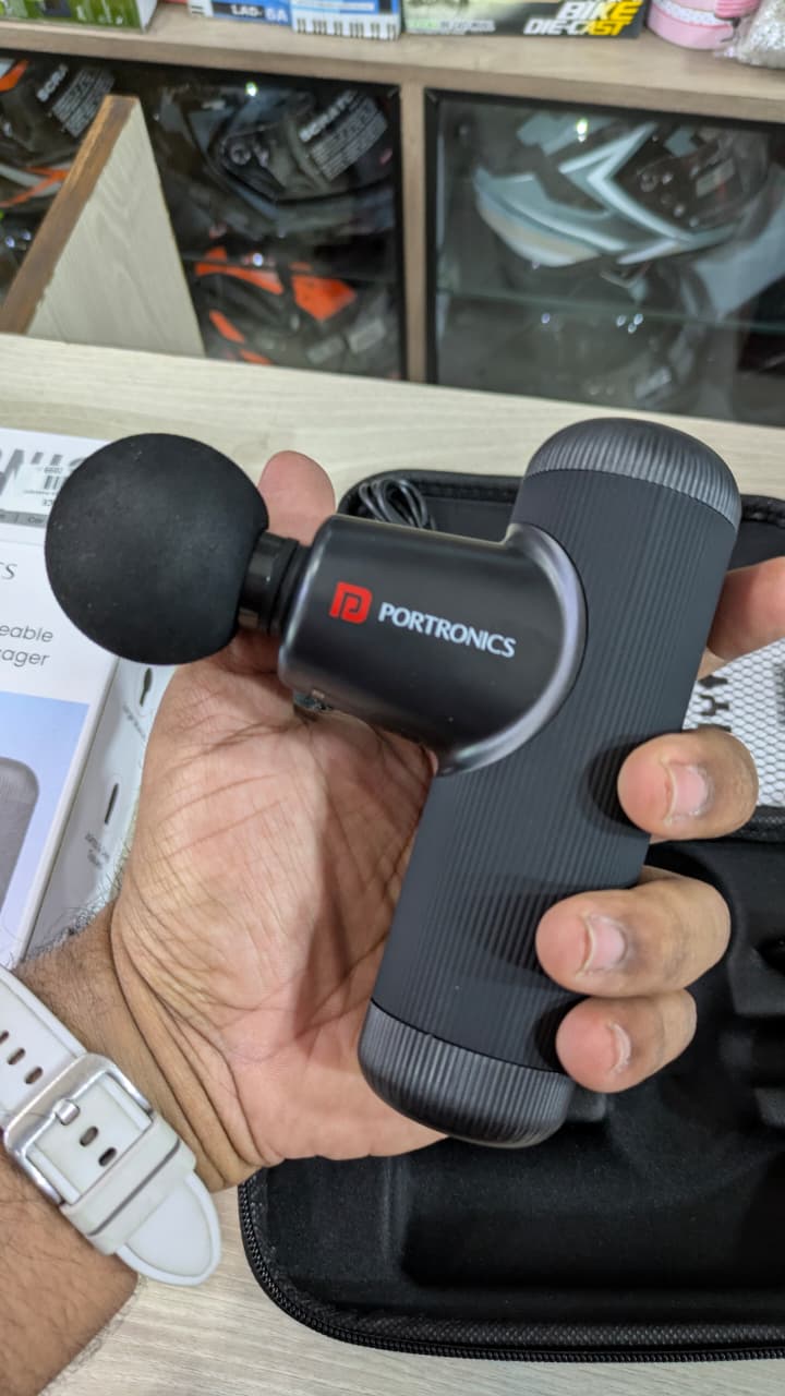 Portronics zen go rechargeable mini massager