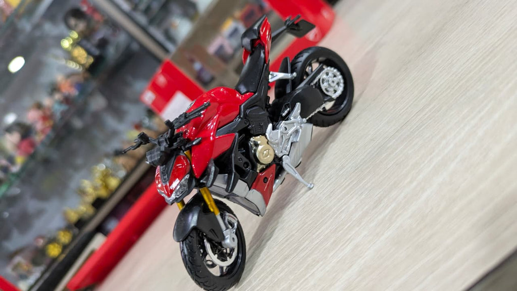 1:18 Maisto Ducati supernaked v4s licensed Diecast bike