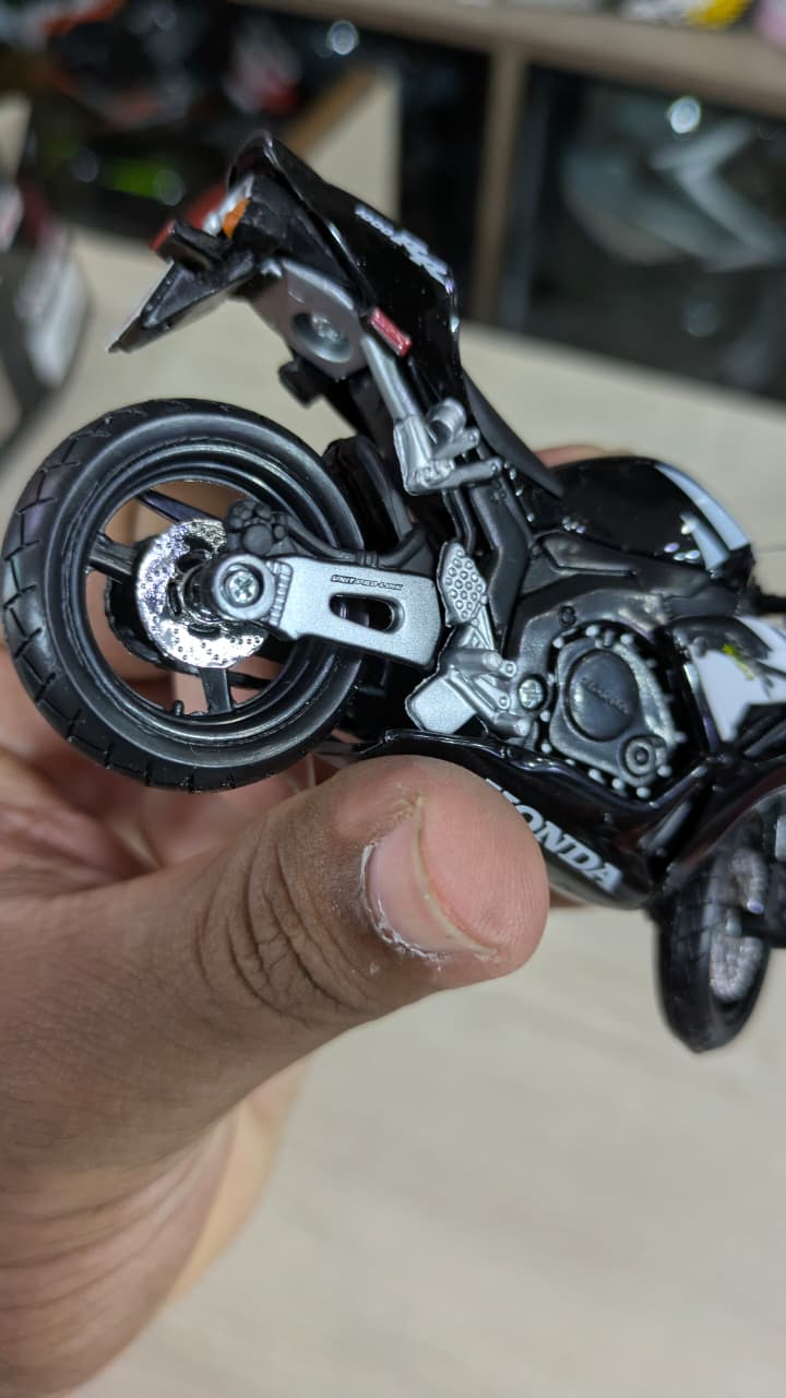 1:18 Honda CBR1000RR Licensed Maisto Diecast bike