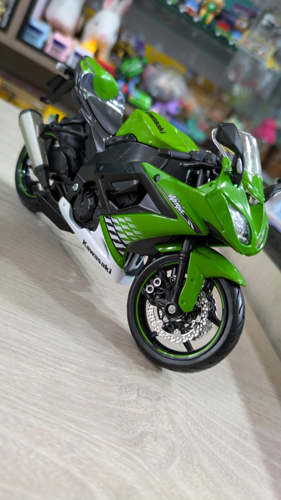 1:12 Kawasaki Ninja zx10R licensed Maisto Diecast bike