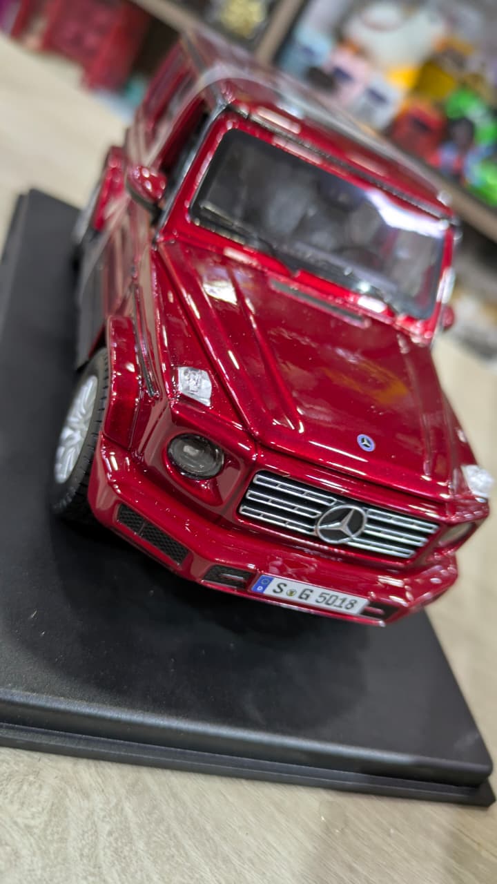 1:24 scale 2019 Mercedes Benz G class official licensed Maisto Diecast model