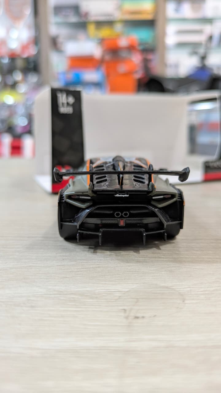 1:43 scale Lamborghini Huracan super Trofeo Evo2 bburago Diecast model