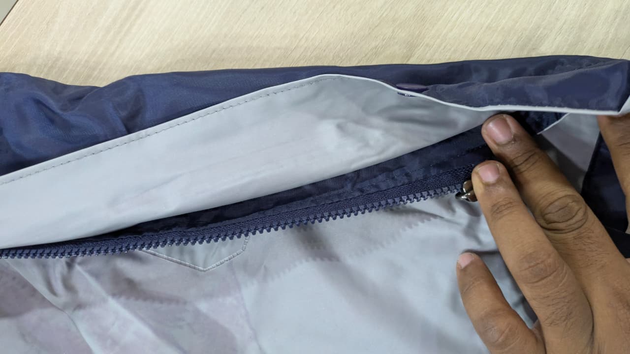 Vega jazz rain wear navy blue(with free size pant)