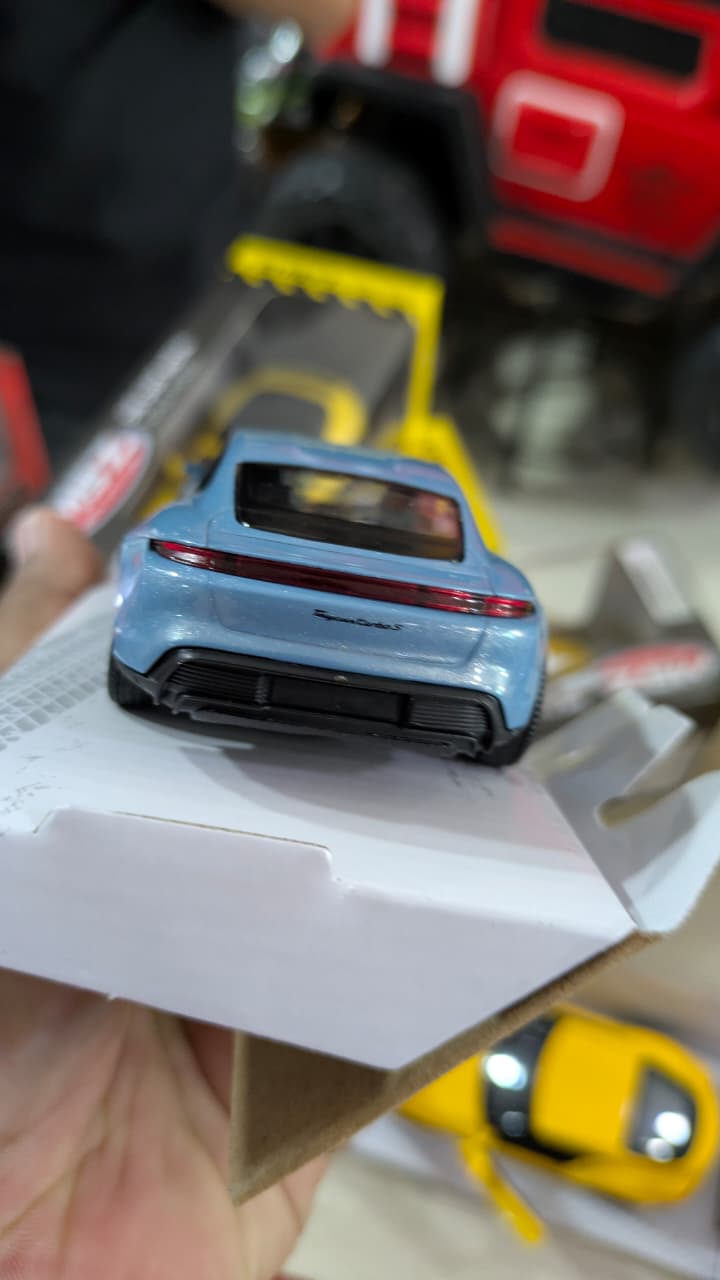 1:32 scale PORSCHE TAYCAN TURBO BLUE RMZ model