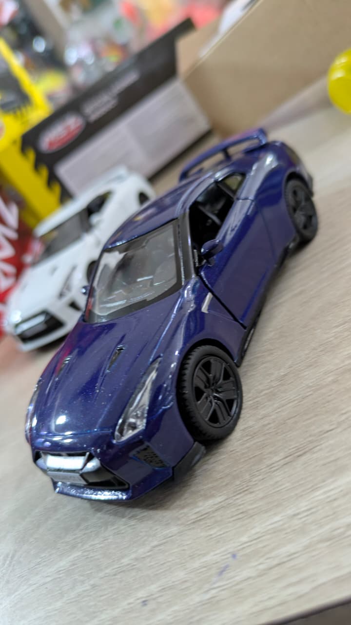 1:32 Nissan gtr r35 blue RMZ city collections