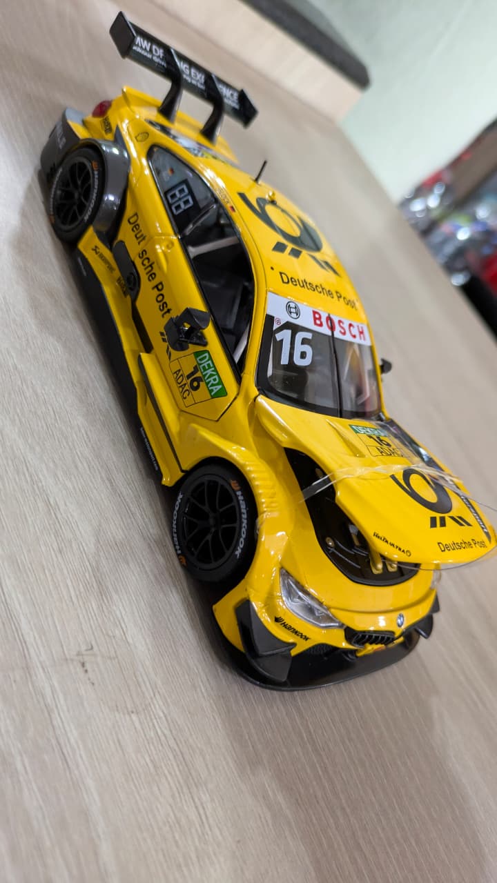 1:24 scale Bmw m4 DTM Yellow MSZ Diecast  cars