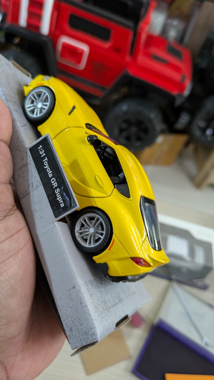 1:32 SCALE TOYOTA GR SUPRA YELLOW MSZ CARS
