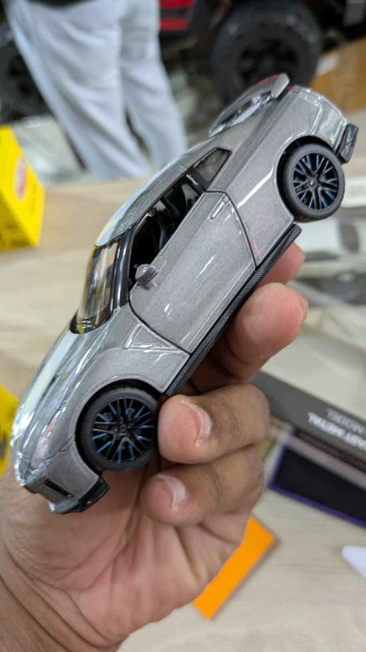 1:32 Nissan GTR R35 Grey MSZ cars