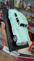 1:24 scale 1948 Chevrolet Fleetline mint Aerosedan bburago Diecast