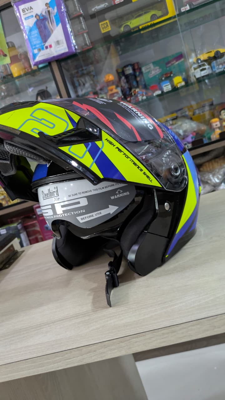 Steelbird sba20 star flip up helmet