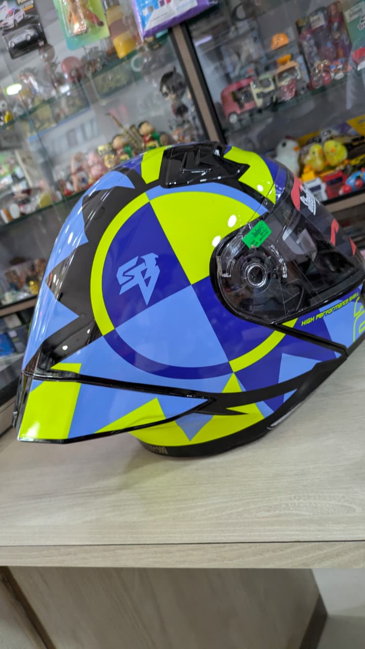 Steelbird sba20 star flip up helmet