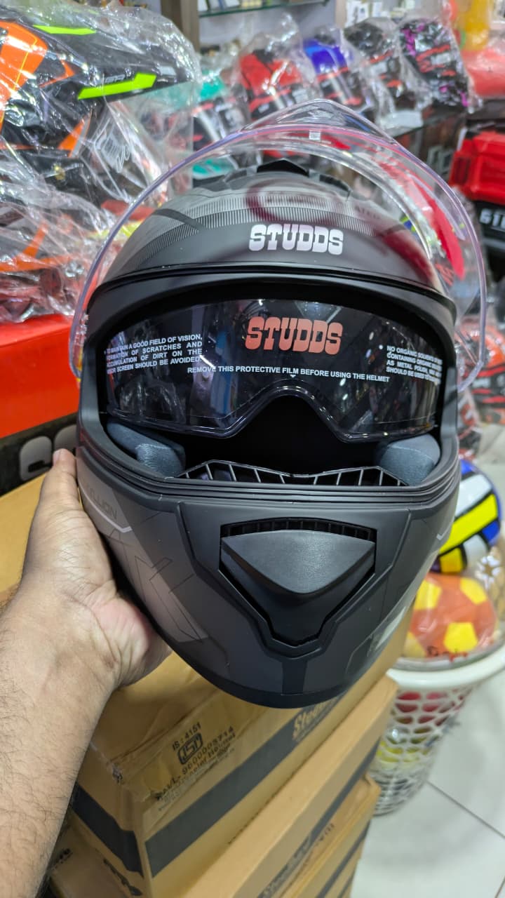 Studds Driftter D6 Grey MAT Finish Full Face Helmet