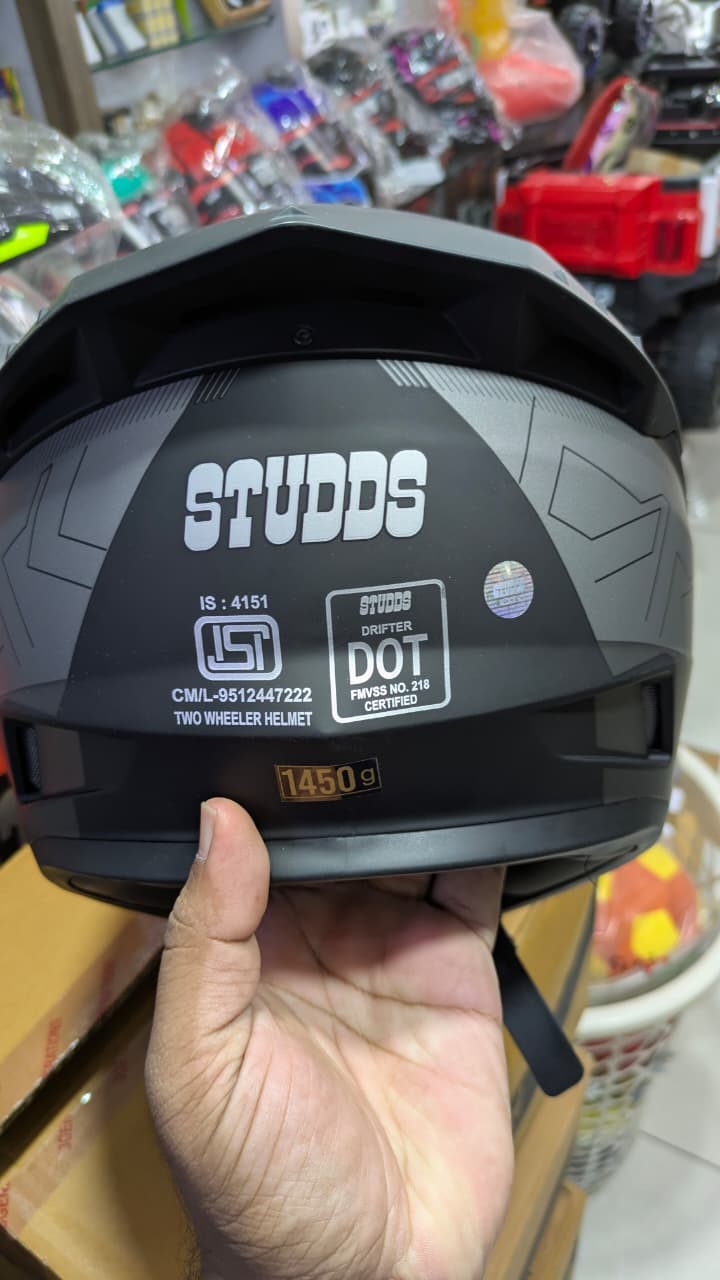 Studds Driftter D6 Grey MAT Finish Full Face Helmet