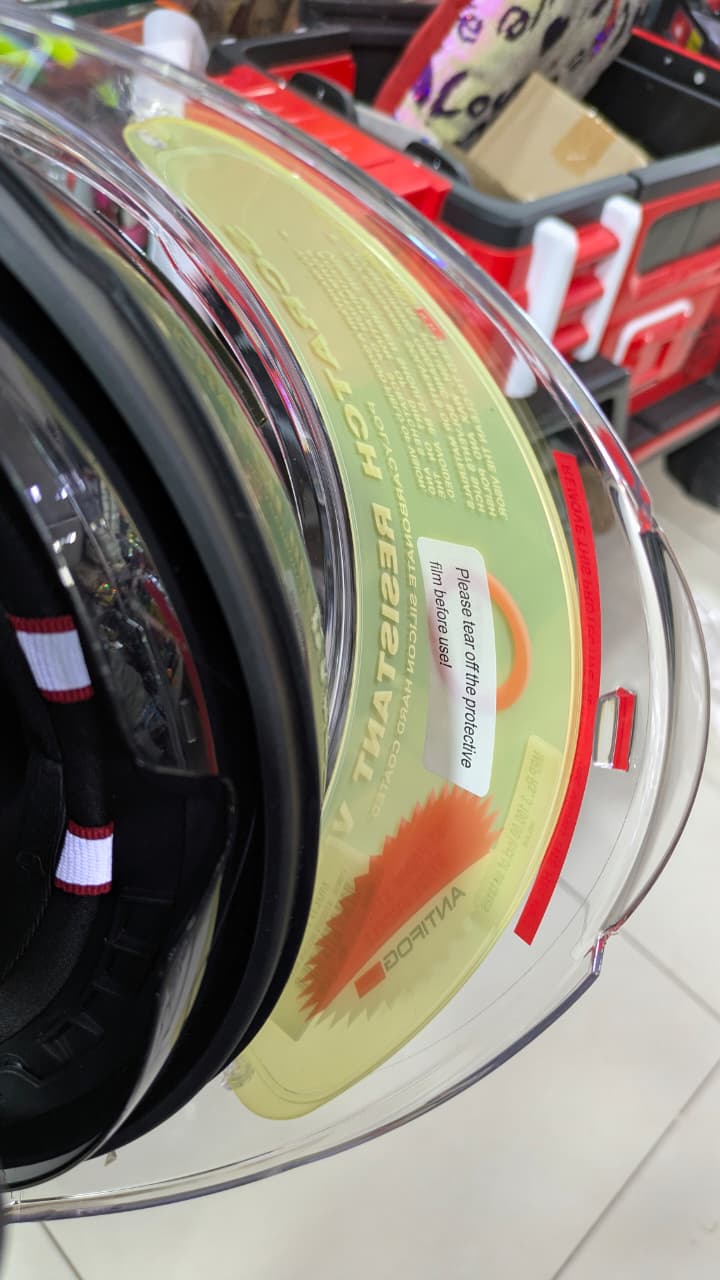 Studds Helios Full Face glossy Black Helmet