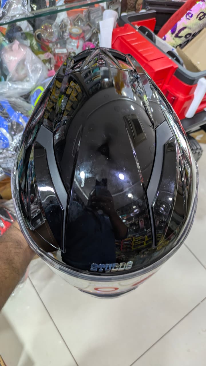 Studds Helios Full Face glossy Black Helmet