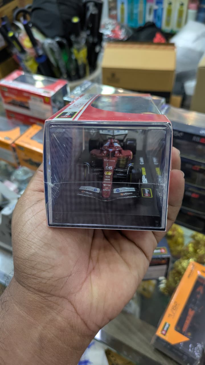1:43 bburago F1 SF-25 - Charles LECLERC Diecast (with acrylic box )
