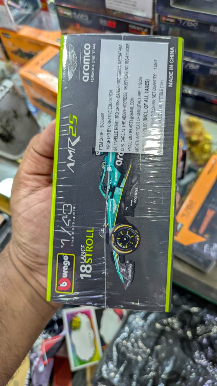 1:43 bburago F1 ASTON MARTIN AMR25-Lance stroll(with acrylic box)