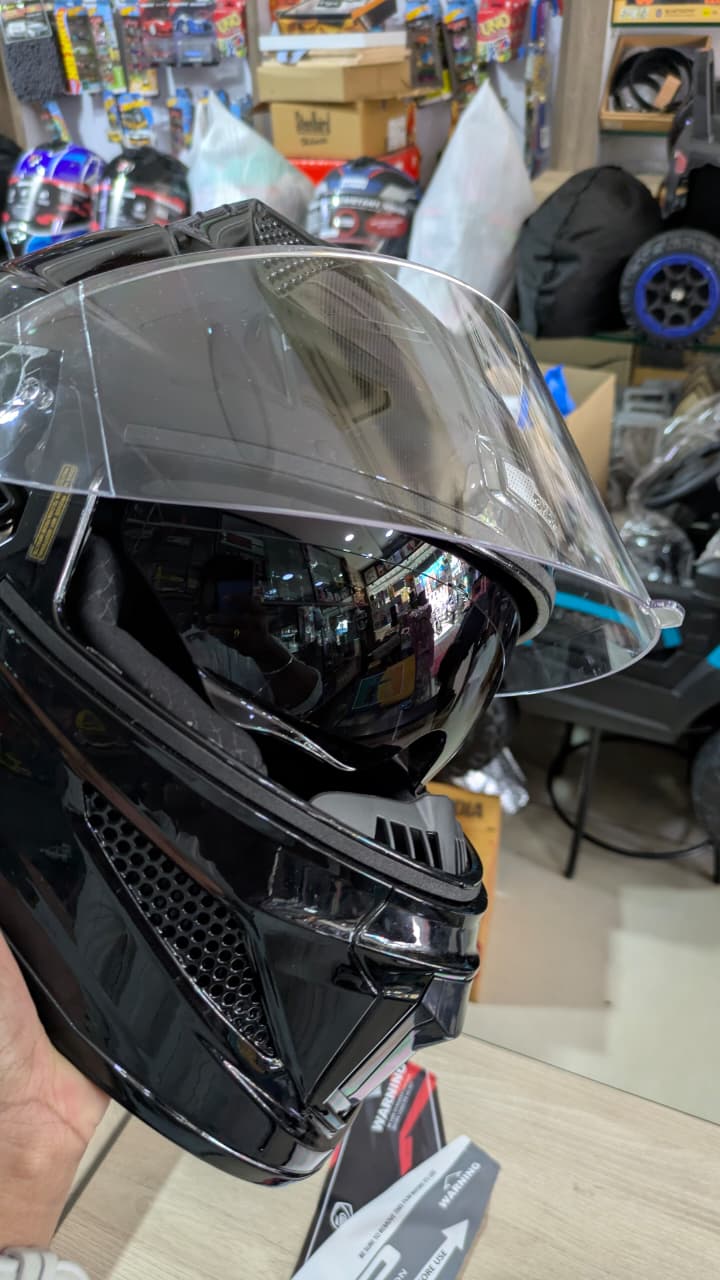 Steelbird sbh25 sharp glossy black dual visor helmet