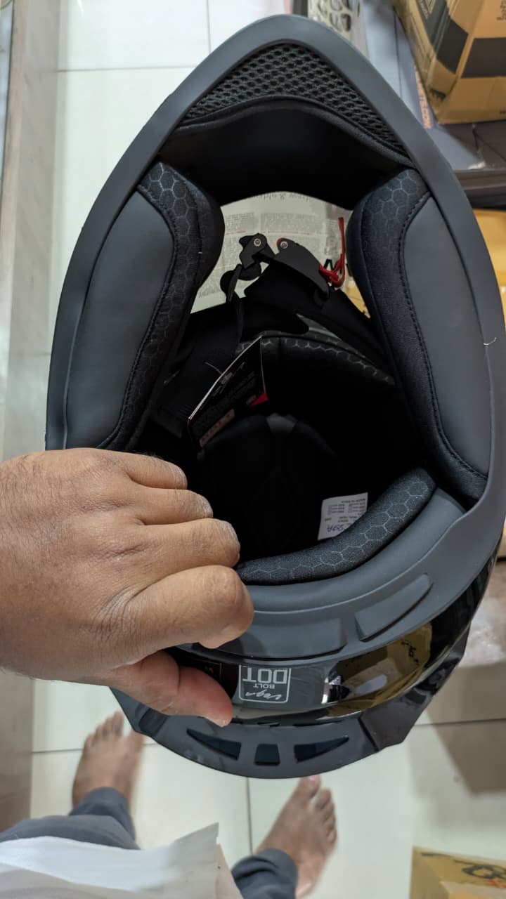 Vega bolt glossy black full face helmet( mirror visor fitted)