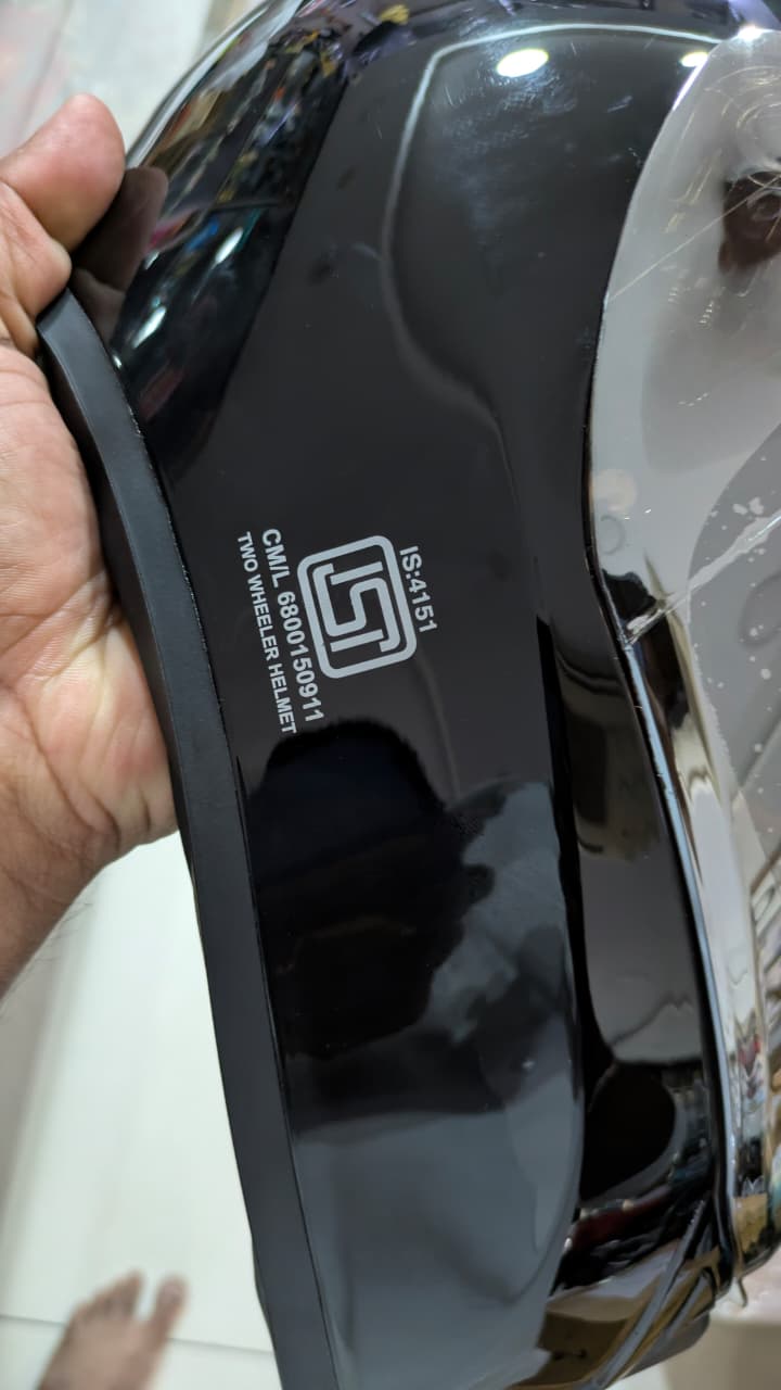 Vega bolt glossy black full face helmet( mirror visor fitted)