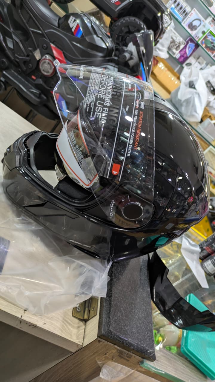 Vega ryker glossy black helmet