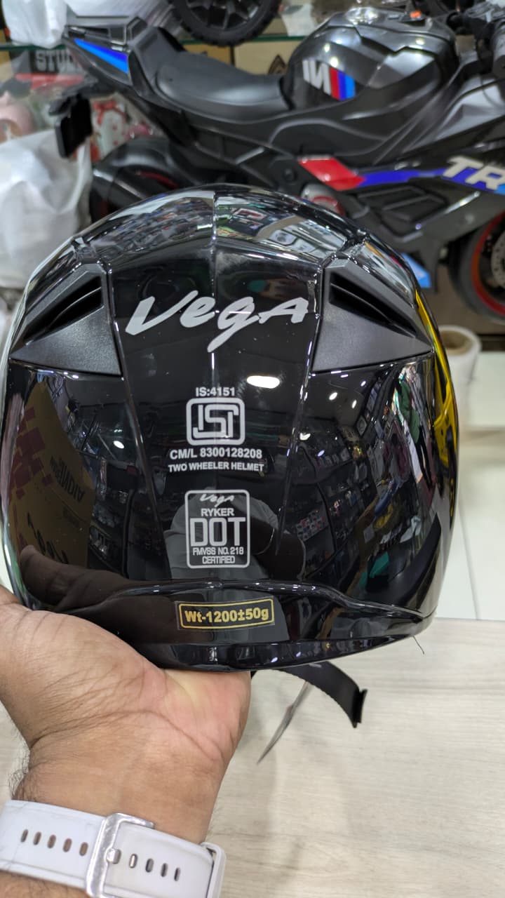 Vega ryker glossy black helmet