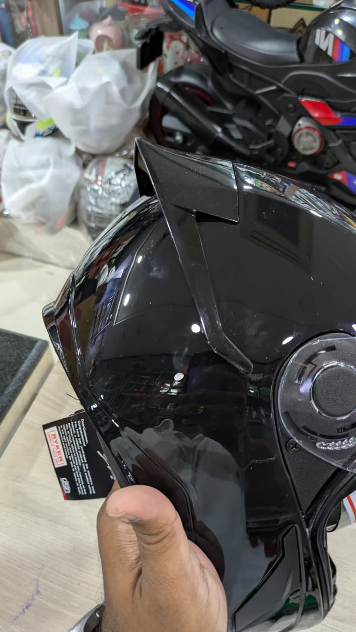 Vega ryker glossy black helmet